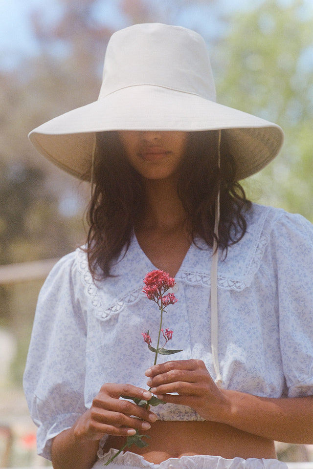 LACK OF COLOR HOLIDAY BUCKET – Boutique on Main Street