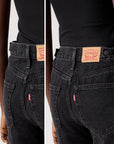 LEVIS CINCH MID-THIGH SHORT OPEN MIND