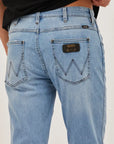 WRANGLER STOMPER JEAN WHIP IT