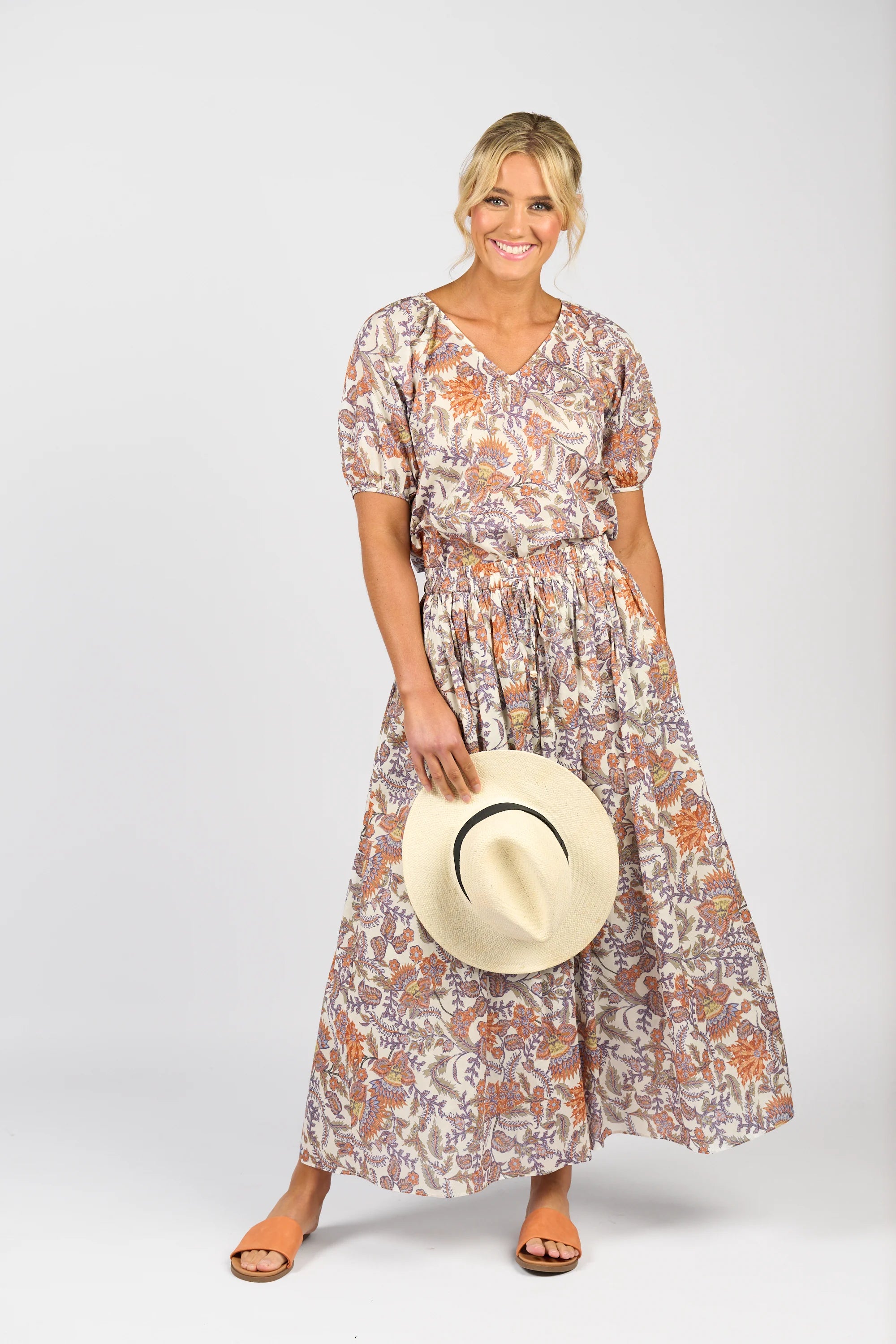 VASSALLI ELASTIC WAIST MAXI SKIRT – Boutique on Main Street