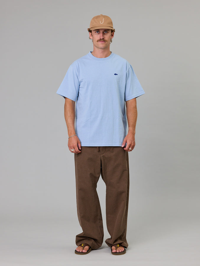 JUST ANOTHER FISHERMAN STAMP SEA TEE WASHED BLUE