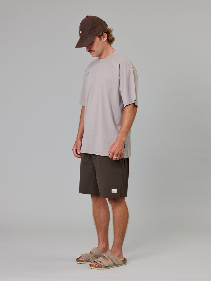 JUST ANOTHER FISHERMAN CREWMAN SHORTS 2.0 - EARTH