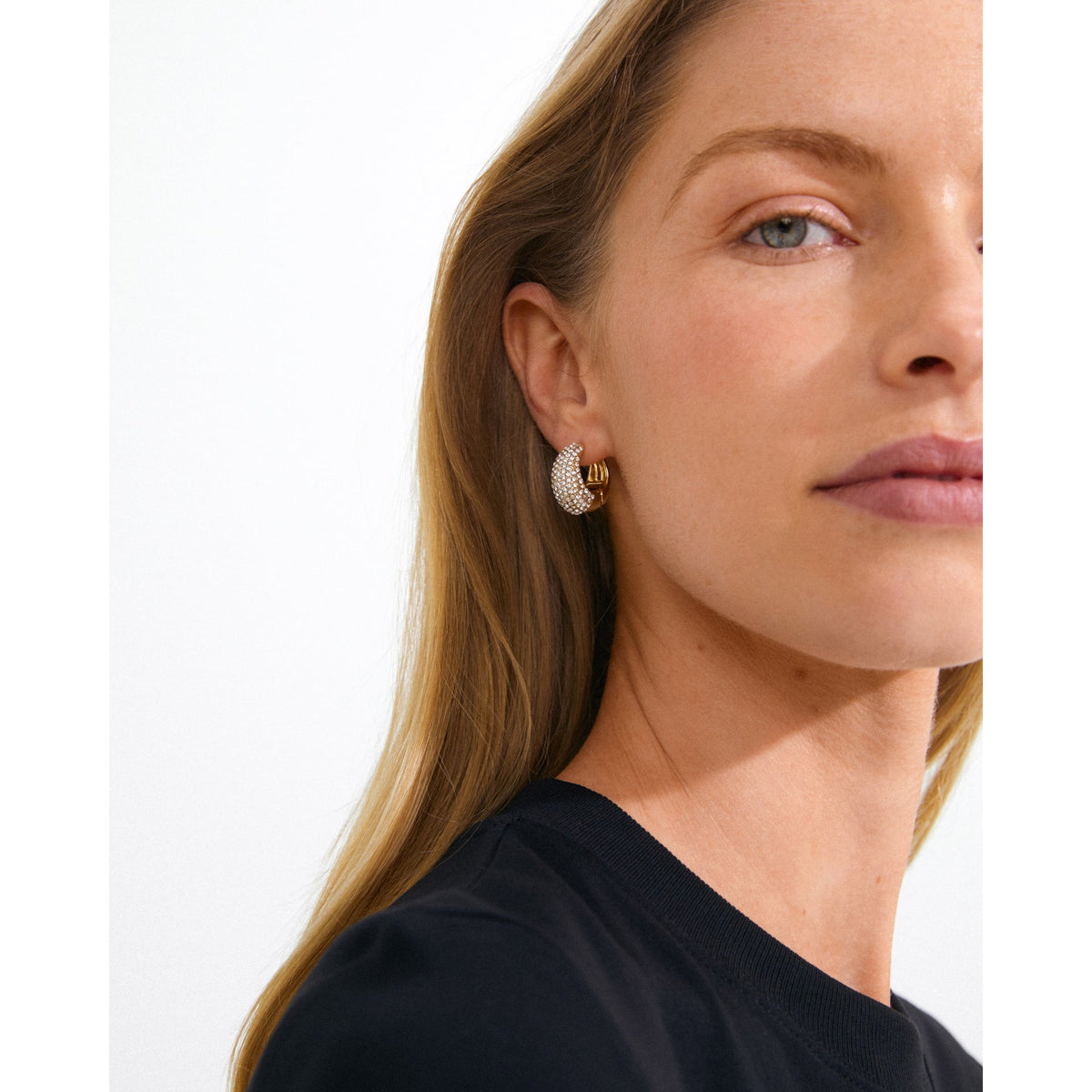 PILGRIM FOCUS EARRINGS GOLD CRYSTAL