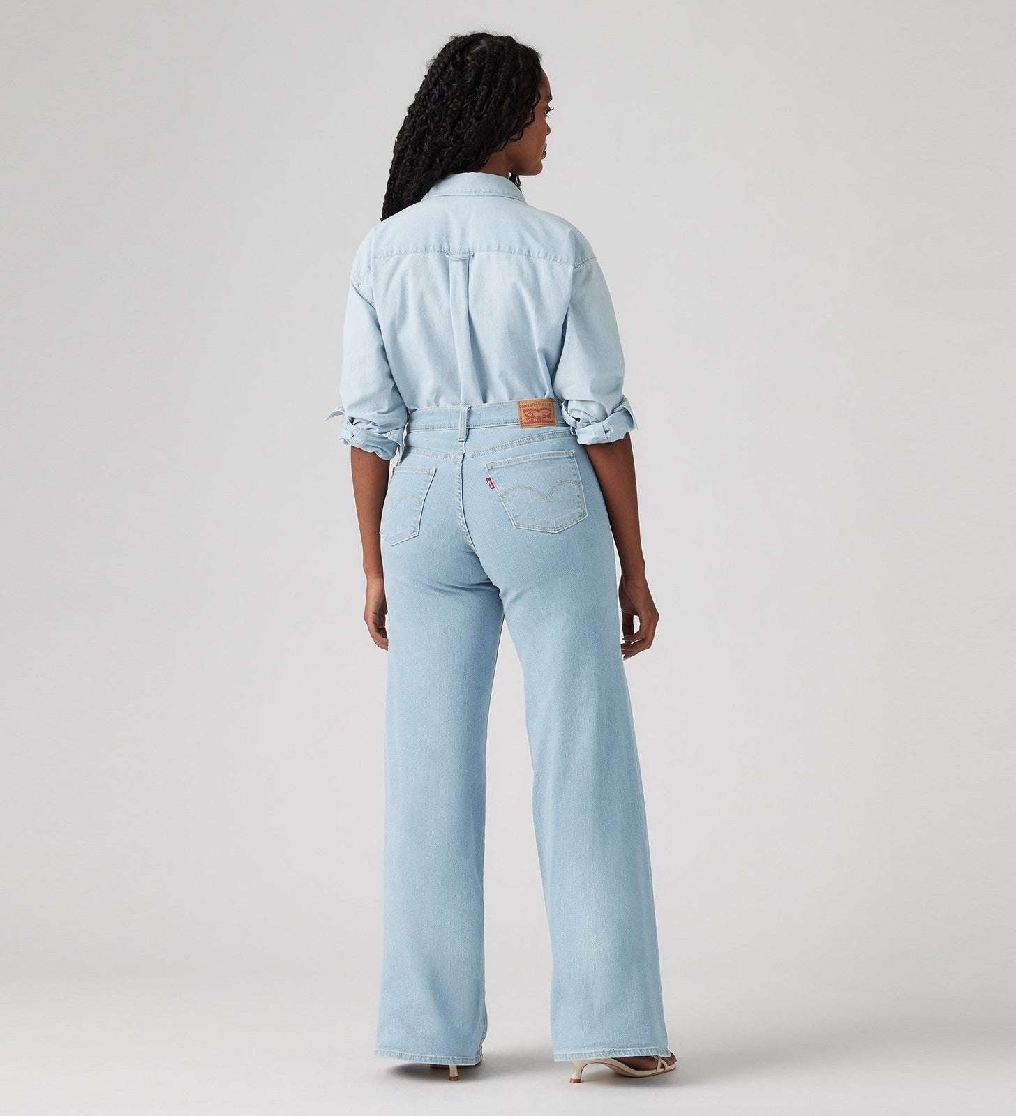 LEVIS 318 SHAPING WIDE LEG - TALL GLASS OF WATER
