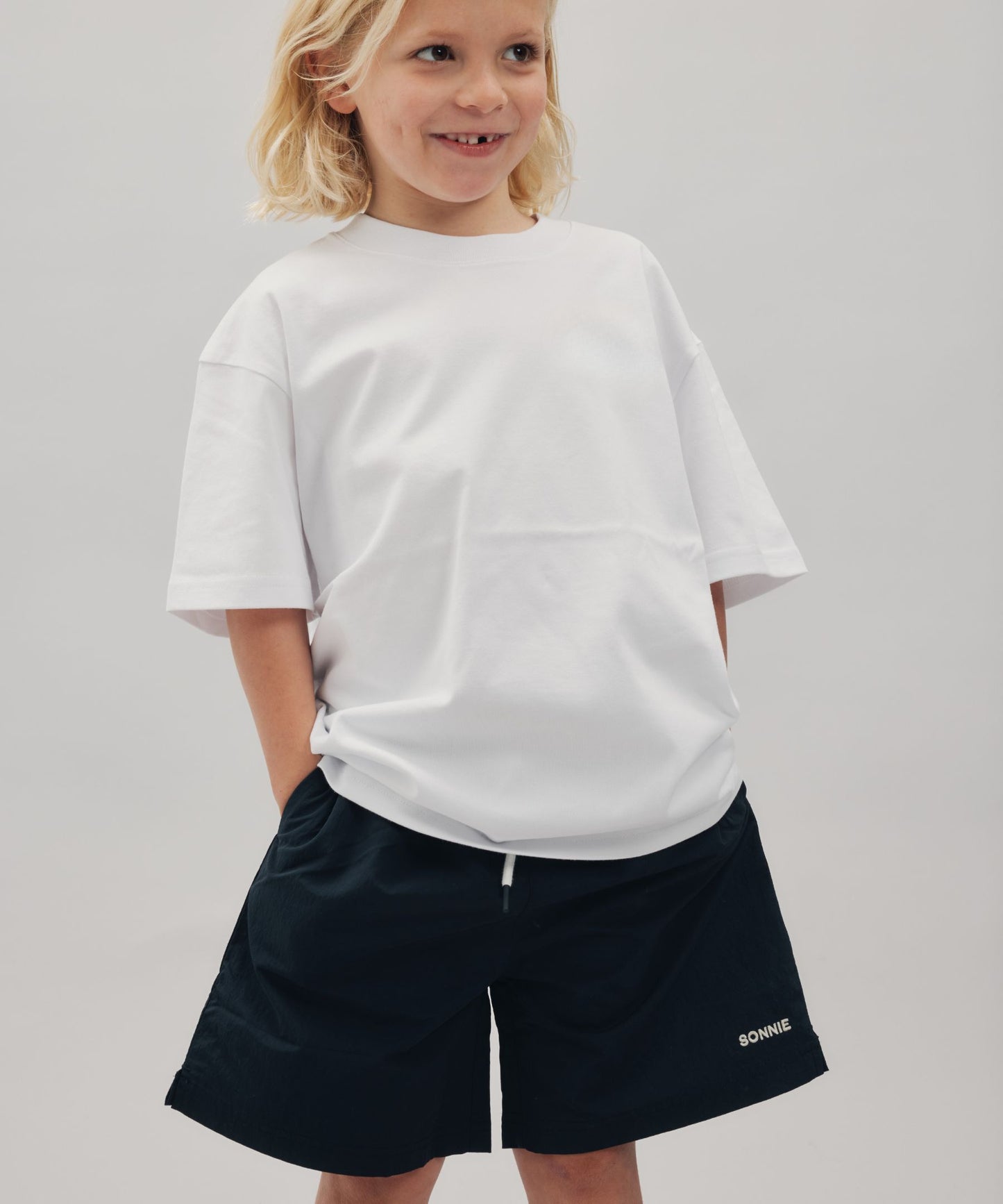 SONNIE NYLON SPORTS SHORTS