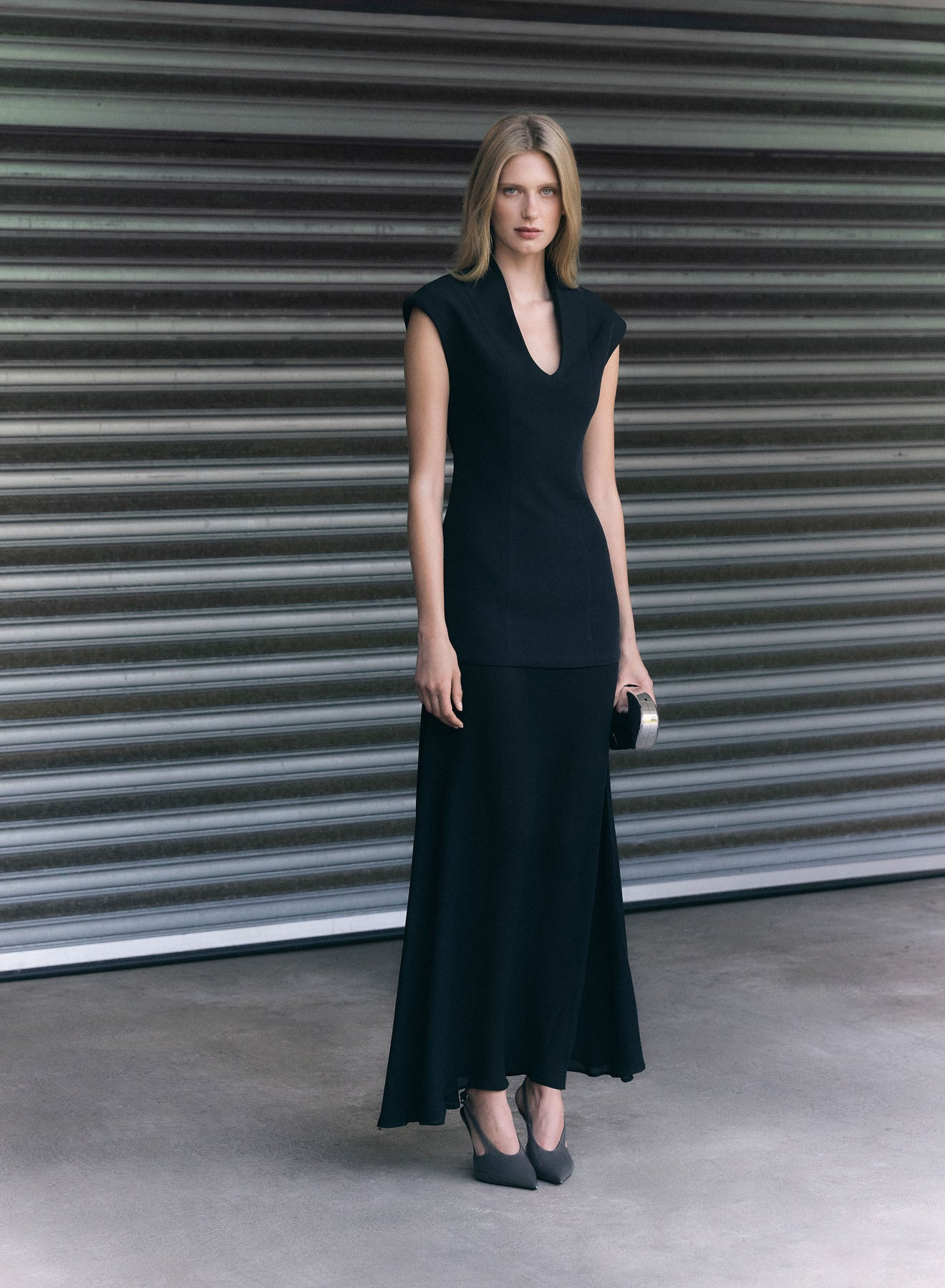 ESMAEE UPSCALE EVENING DRESS