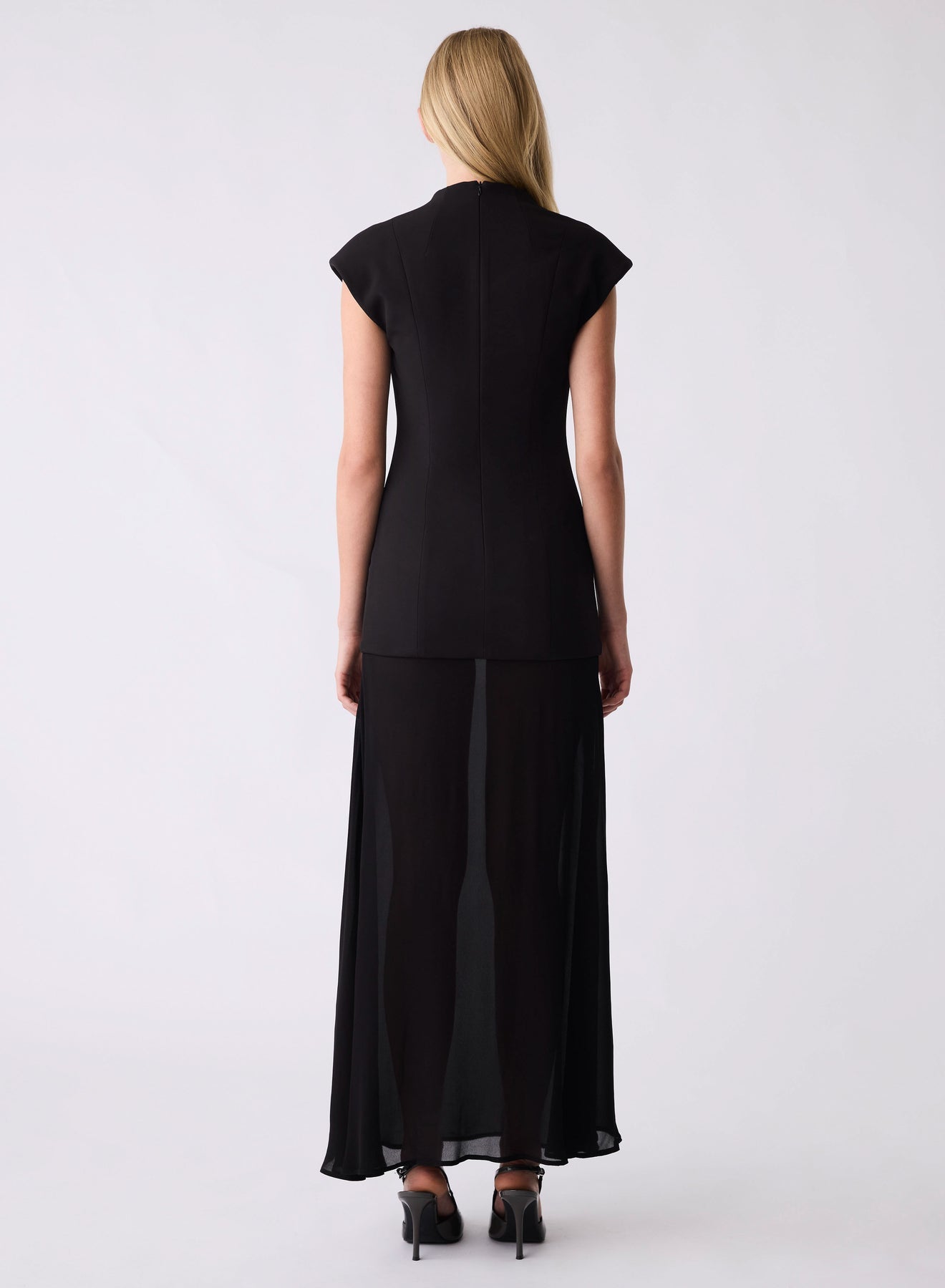 ESMAEE UPSCALE EVENING DRESS
