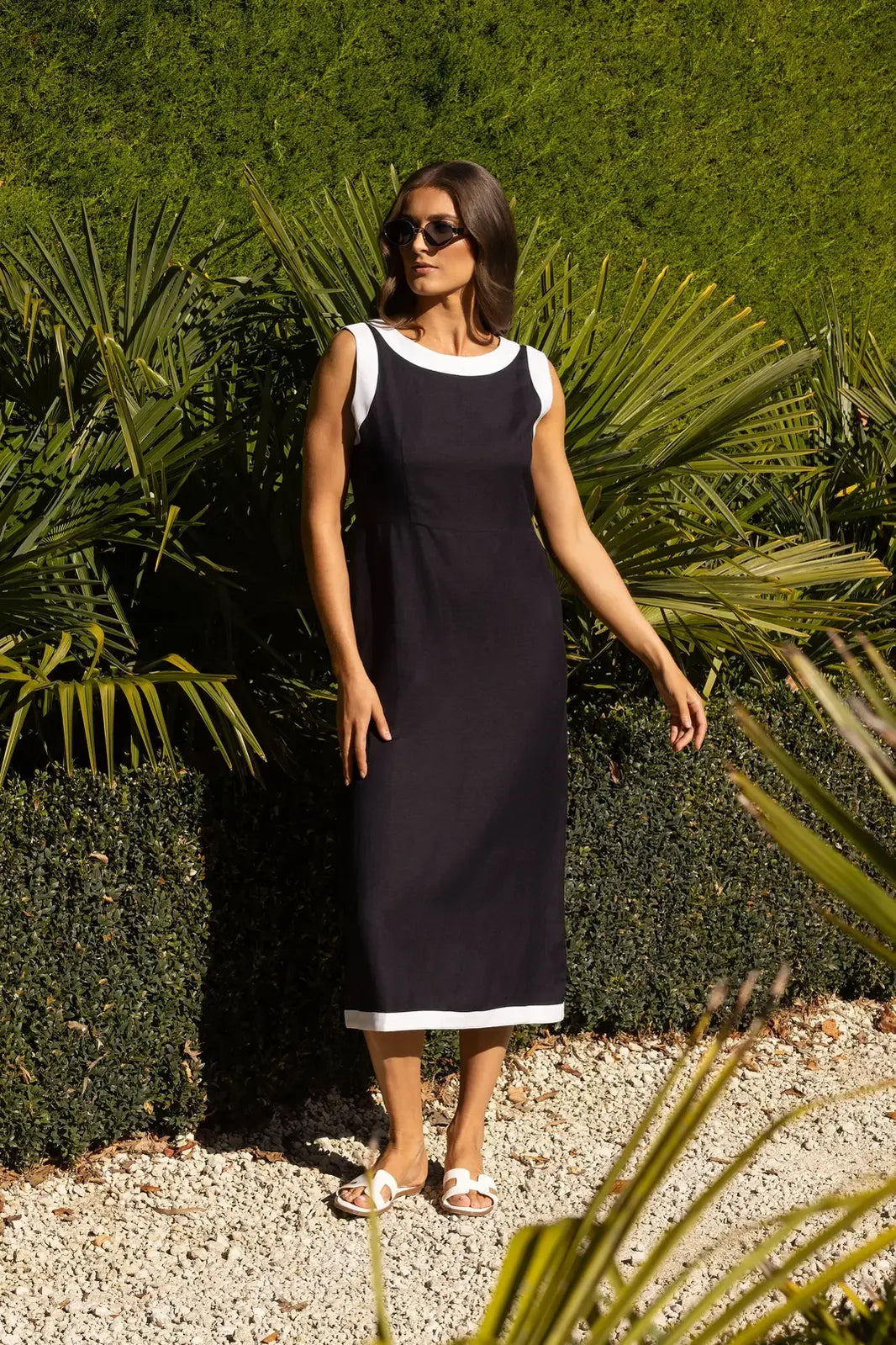 VASSALLI OAK DRESS