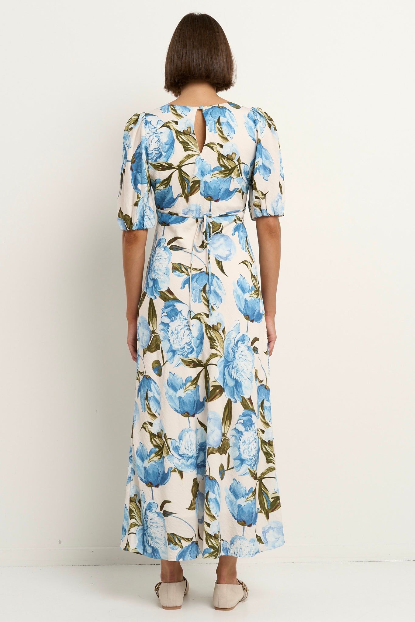 AMONG THE BRAVE AMORA VINATEG FLORAL SS BIAS MIDI DRESS