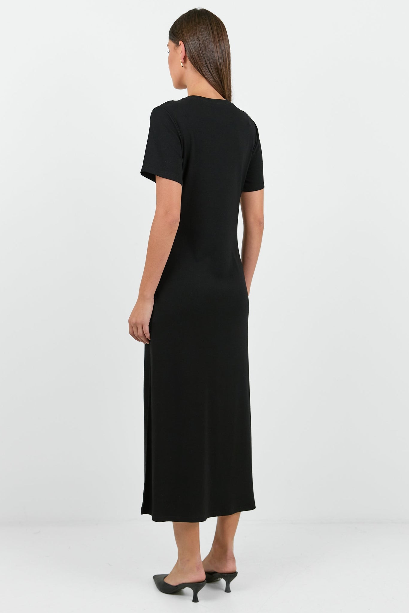 STORIES BE TOLD ANCHOR WAIST BUCKLE SHORT SLEEVE KNIT MAXI DRESS