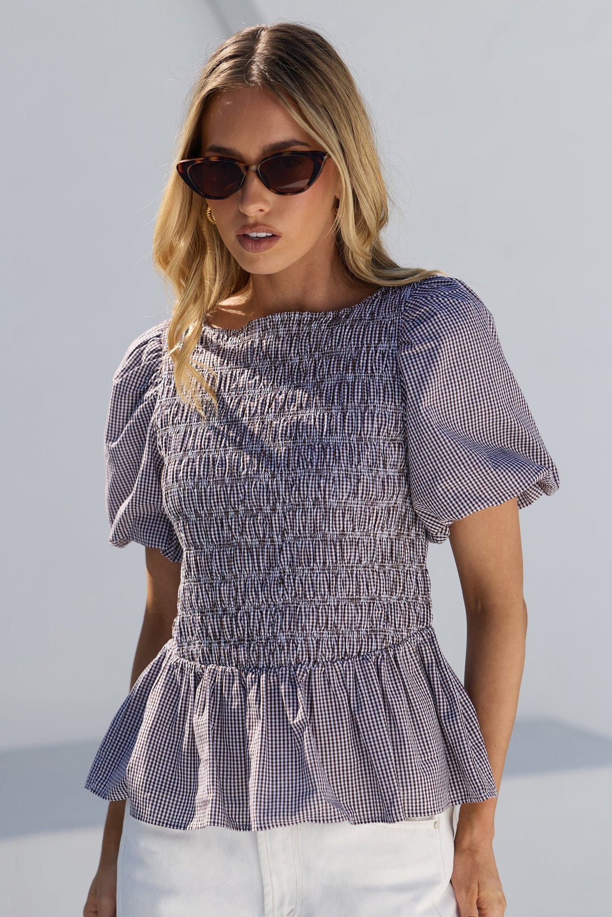 STORIES BE TOLD ARTIFACT MINI GINGHAM SHIRRED BUBBLE SLEEVE TOP