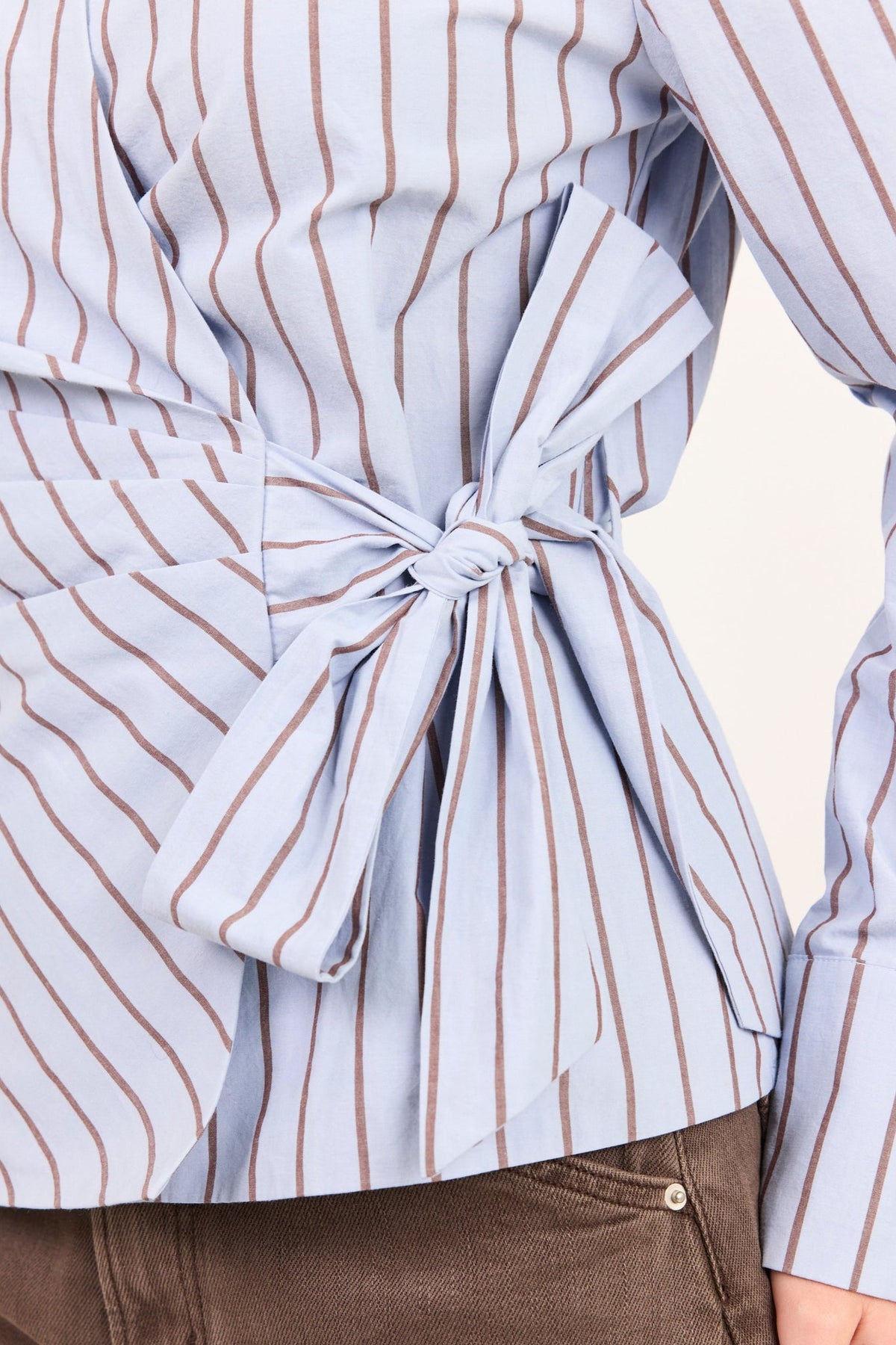 STORIES BE TOLD AXIOM WRAP WAIST TIE SHIRT