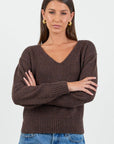 STORIES BE TOLD CLIQUE CHOCOLATE V NECK JUMPER