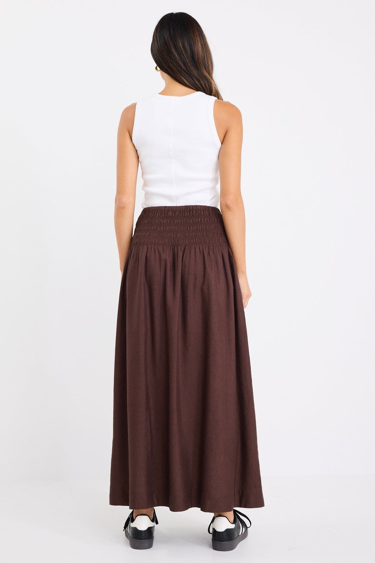 RE:UNION BYRON LINEN BLEND SHIRRED WAIST MAXI SKIRT