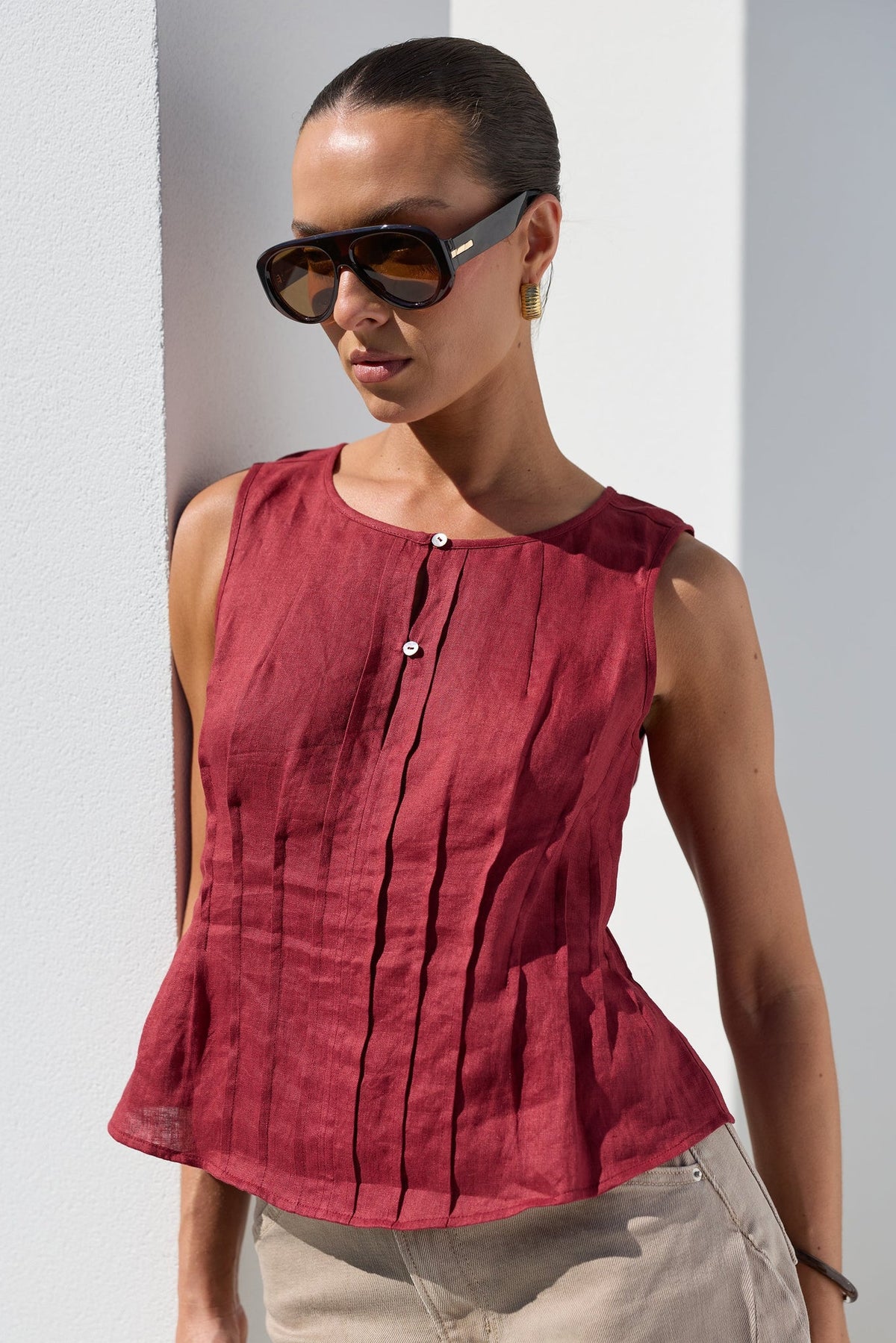 STORIES BE TOLD ENCOURAGE LINEN PINTUCK BOATNECK TOP