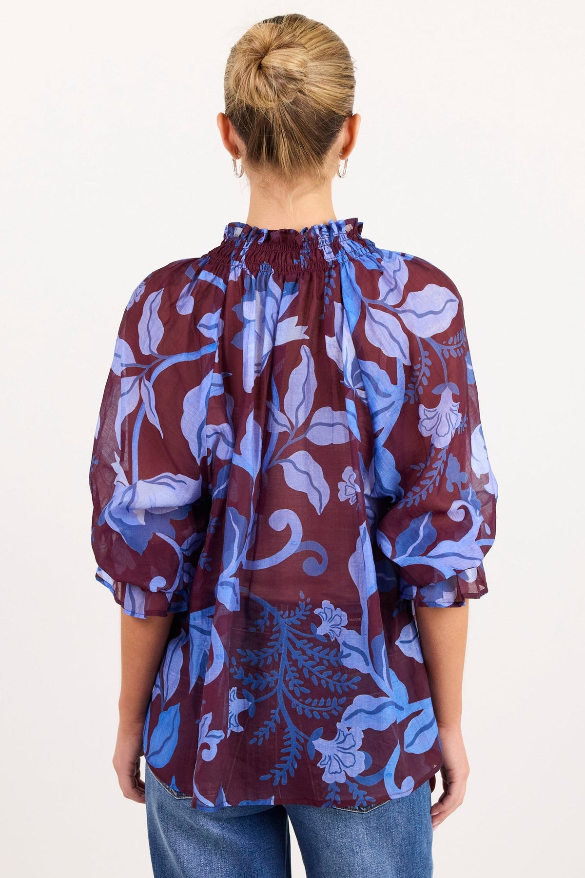 AMONG THE BRAVE EXPEDITION BLUE FLORAL SHIRRED NECK SHORT SLEEVE TOP