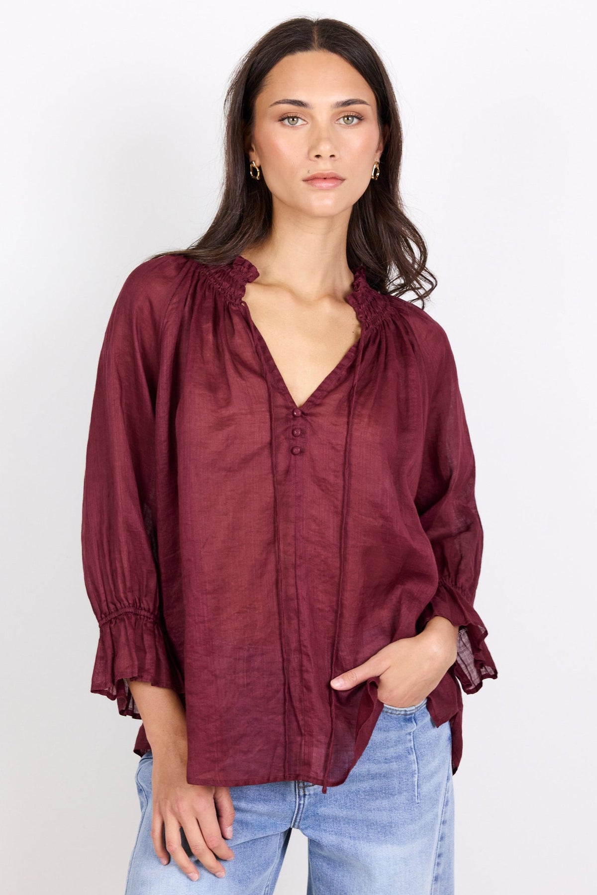 AMONG THE BRAVE EXPEDITION SHIRRED NECK SHORT SLEEVE TOP