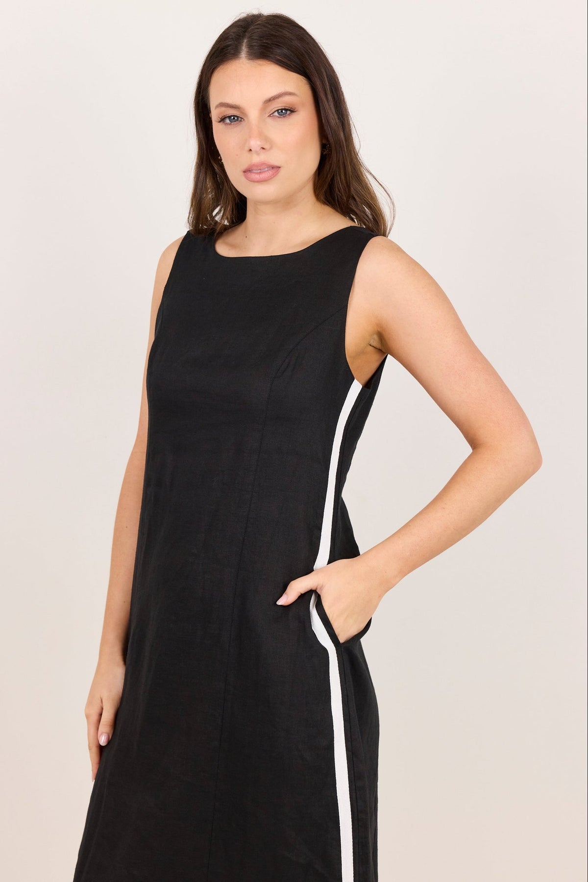 STORIES BE TOLD FUTURE LINEN SLEEVELESS MIDI DRESS