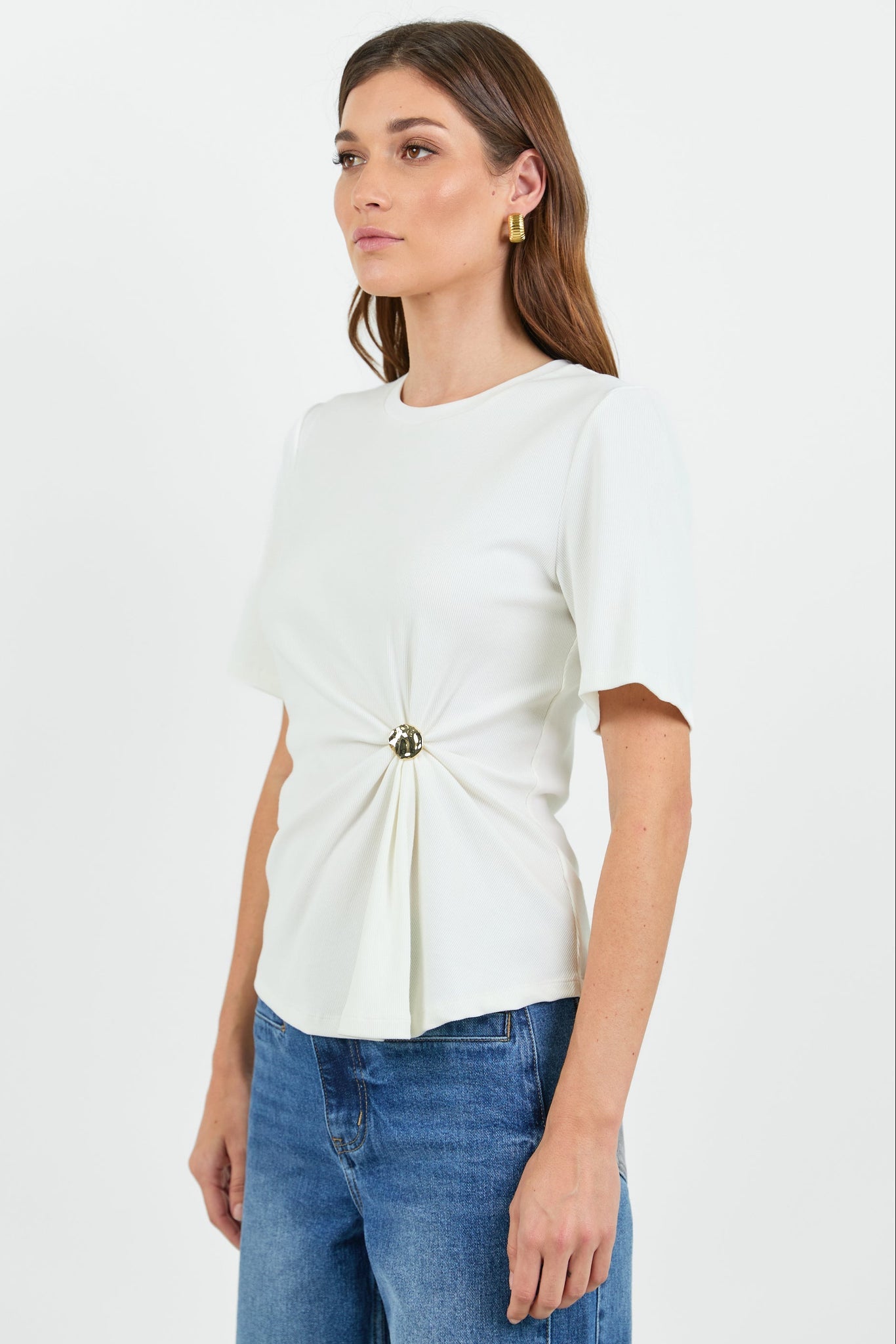 STORIES BE TOLD HELM WAIST BUCKLE SHORT SLEEVE TEE