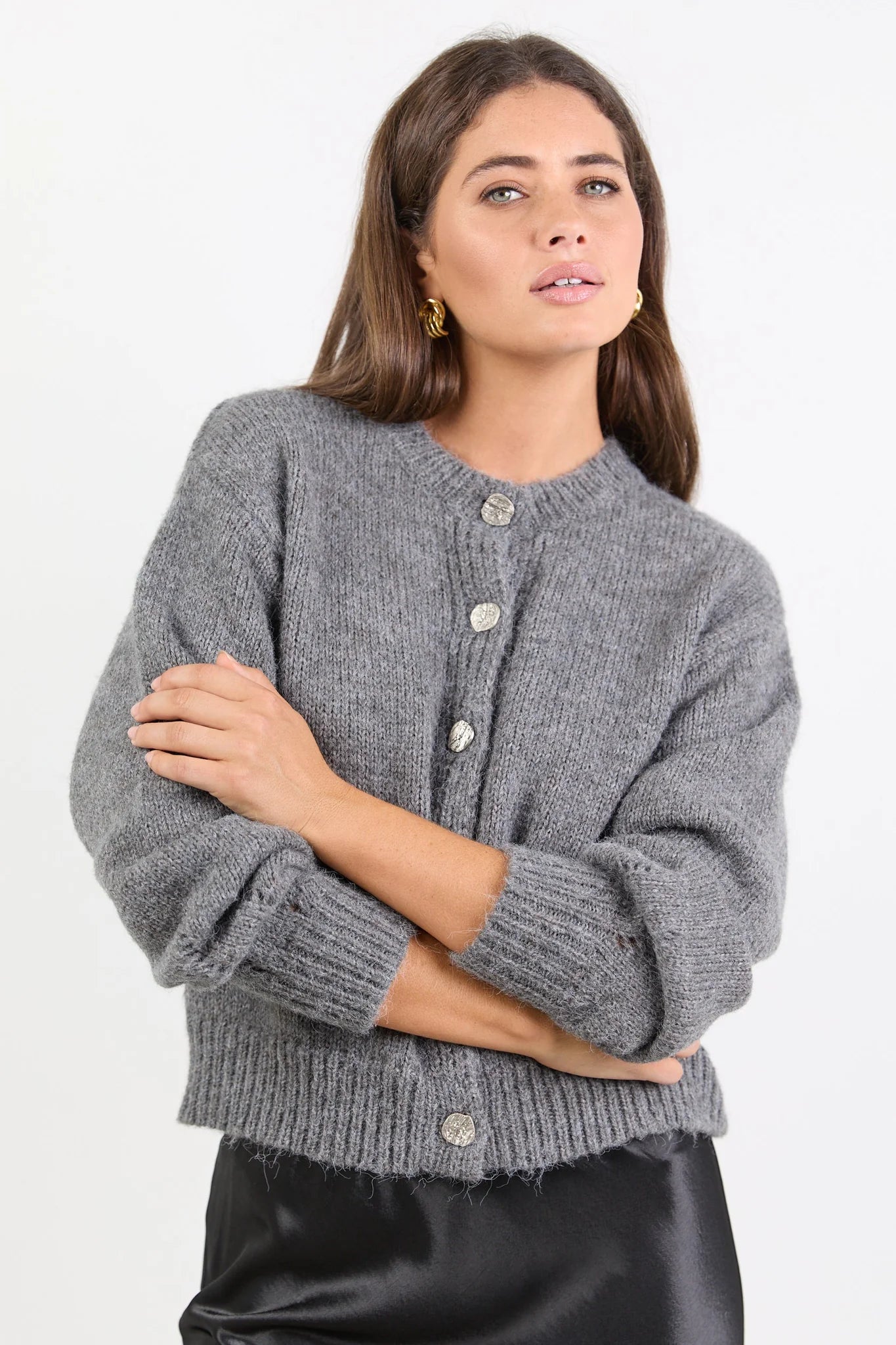 AMONG THE BRAVE MIRAGE FLUFFY CREWNECK CARDIGAN