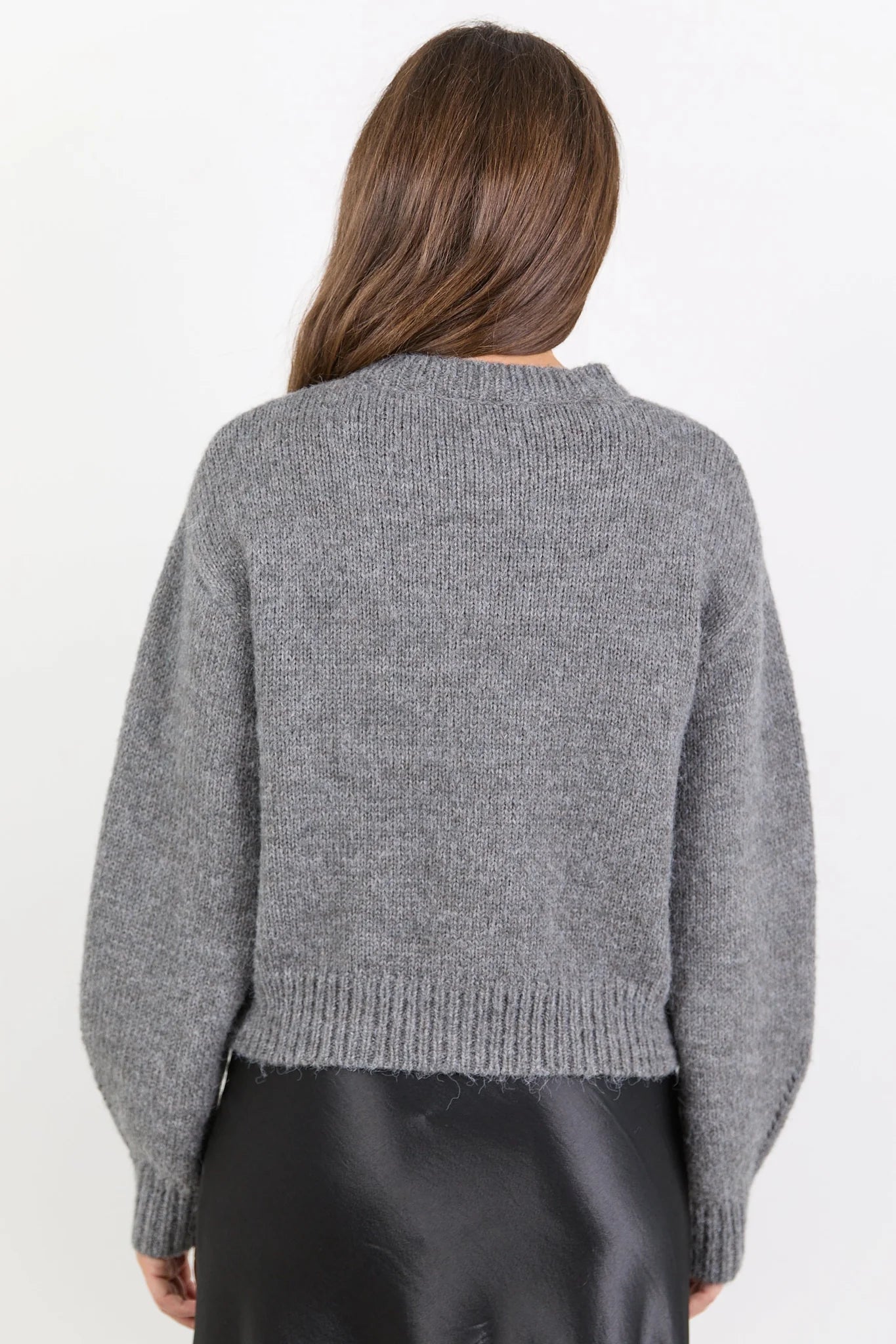 AMONG THE BRAVE MIRAGE FLUFFY CREWNECK CARDIGAN