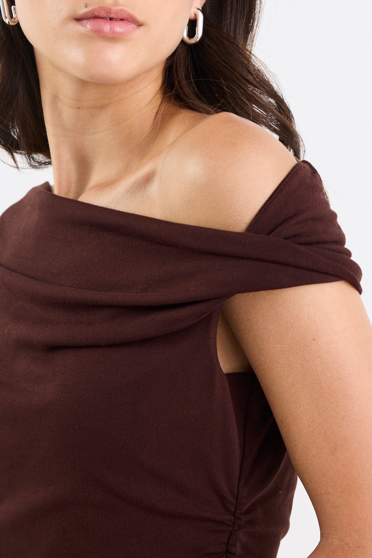 STORIES BE TOLD NIGHTLIFE STRETCH MULTI FIT SLEVEELESS TOP