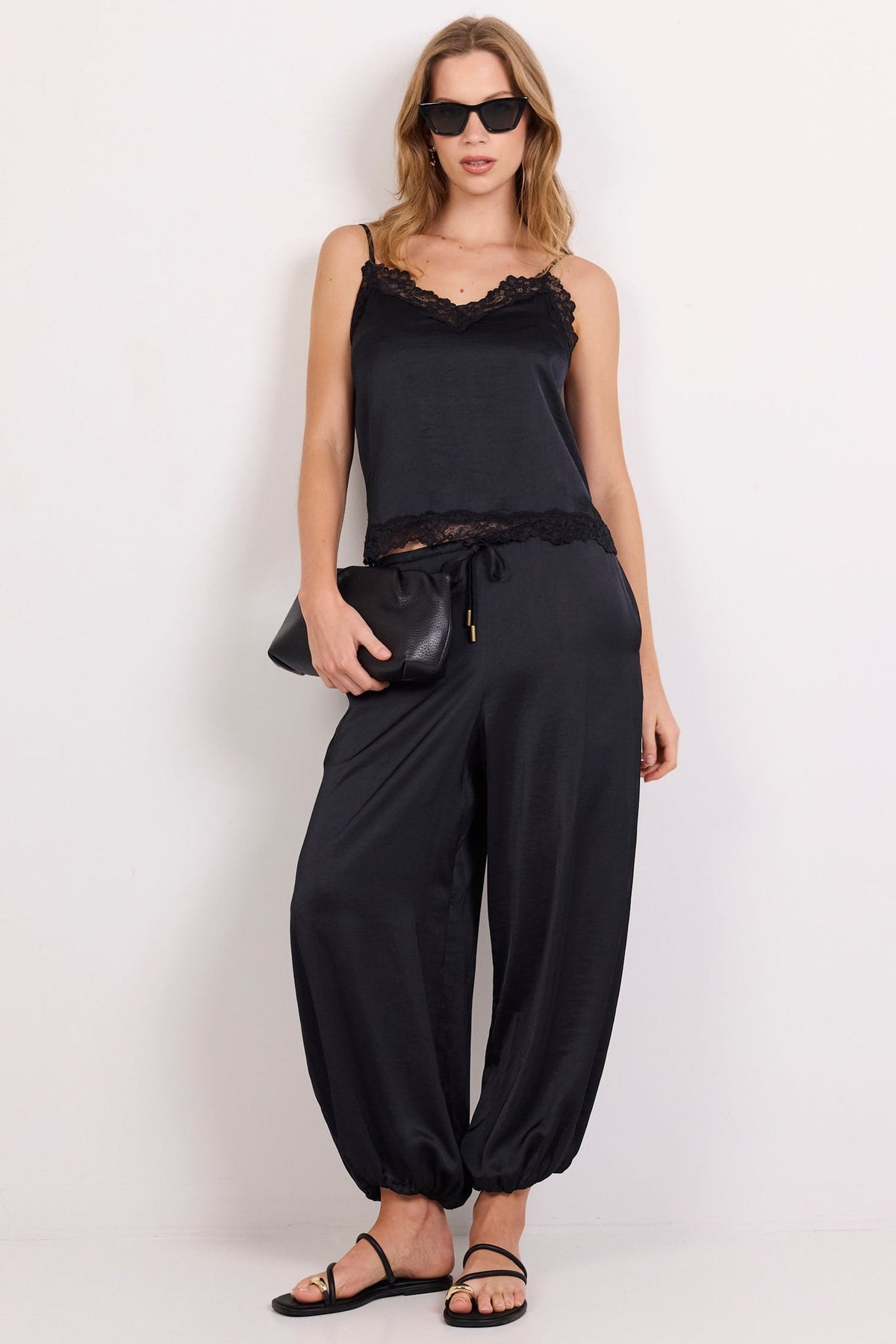 STORIES BE TOLD FLUIDITY SATIN BALLOON PULL ON PANT