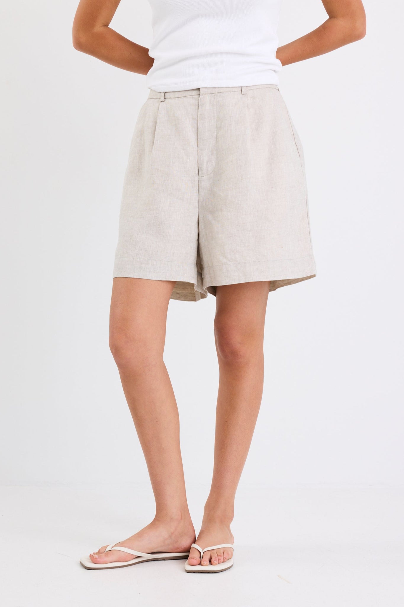 STORIES BE TOLD LITERAL NATURAL LINEN PLEAT FRONT SHORTS