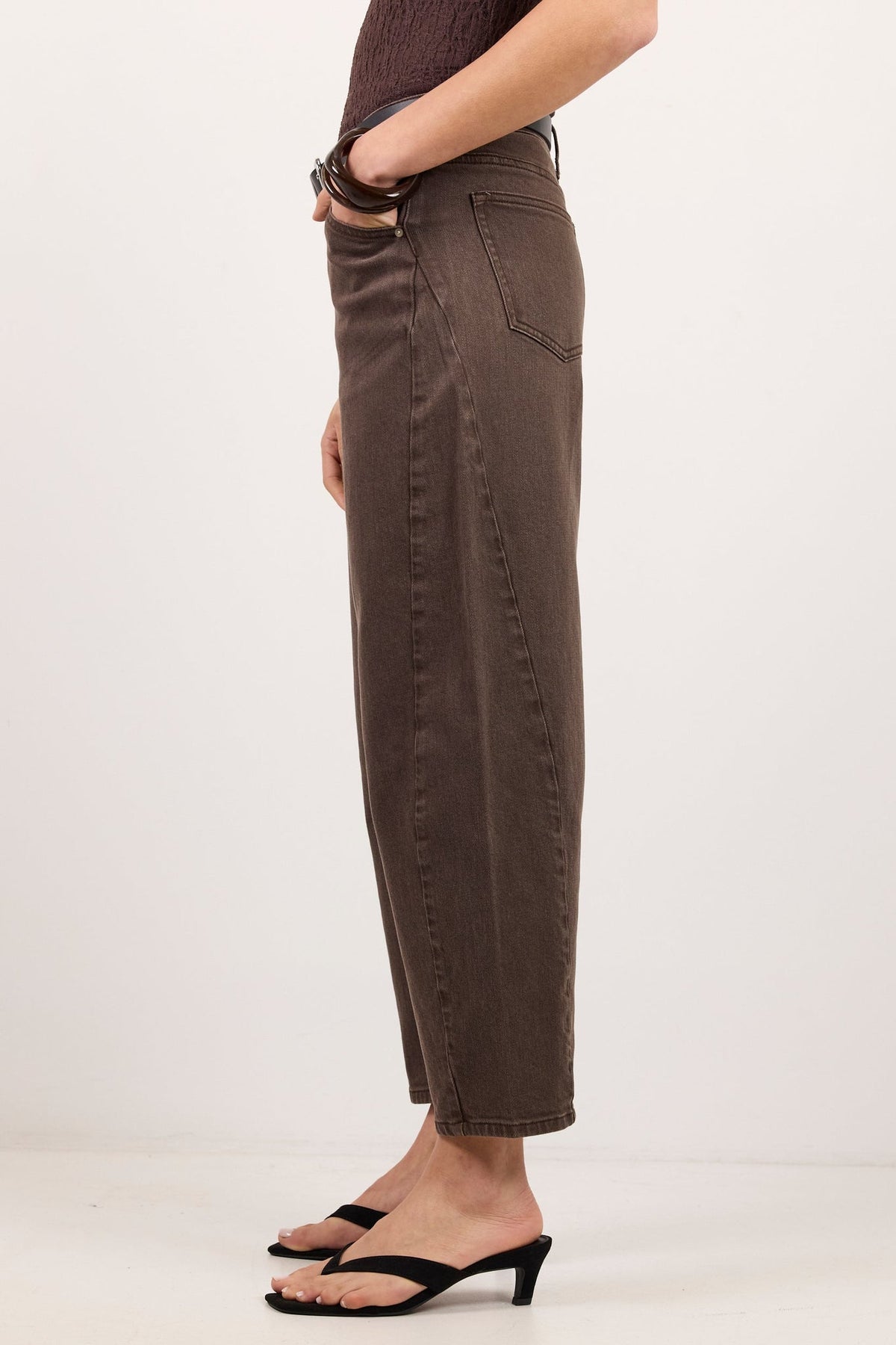 STORIES BE TOLD IDOLISE STRETCH SOFT BARREL JEANS