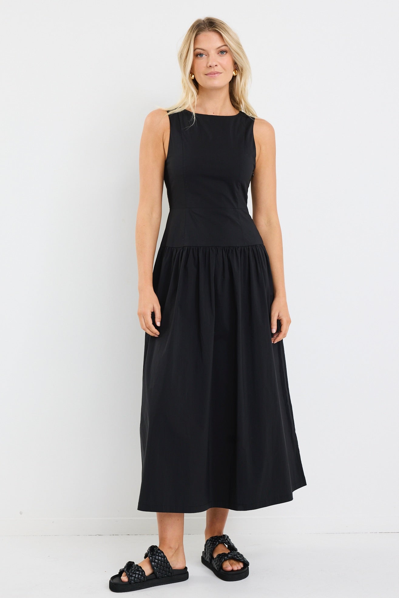STORIES BE TOLD RESULTS COTTON STRUCTURED SLEEVELESS MAXI DRESS