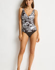 SEA LEVEL KASTELLO CROSS FRONT TANKINI + MID PANT SET
