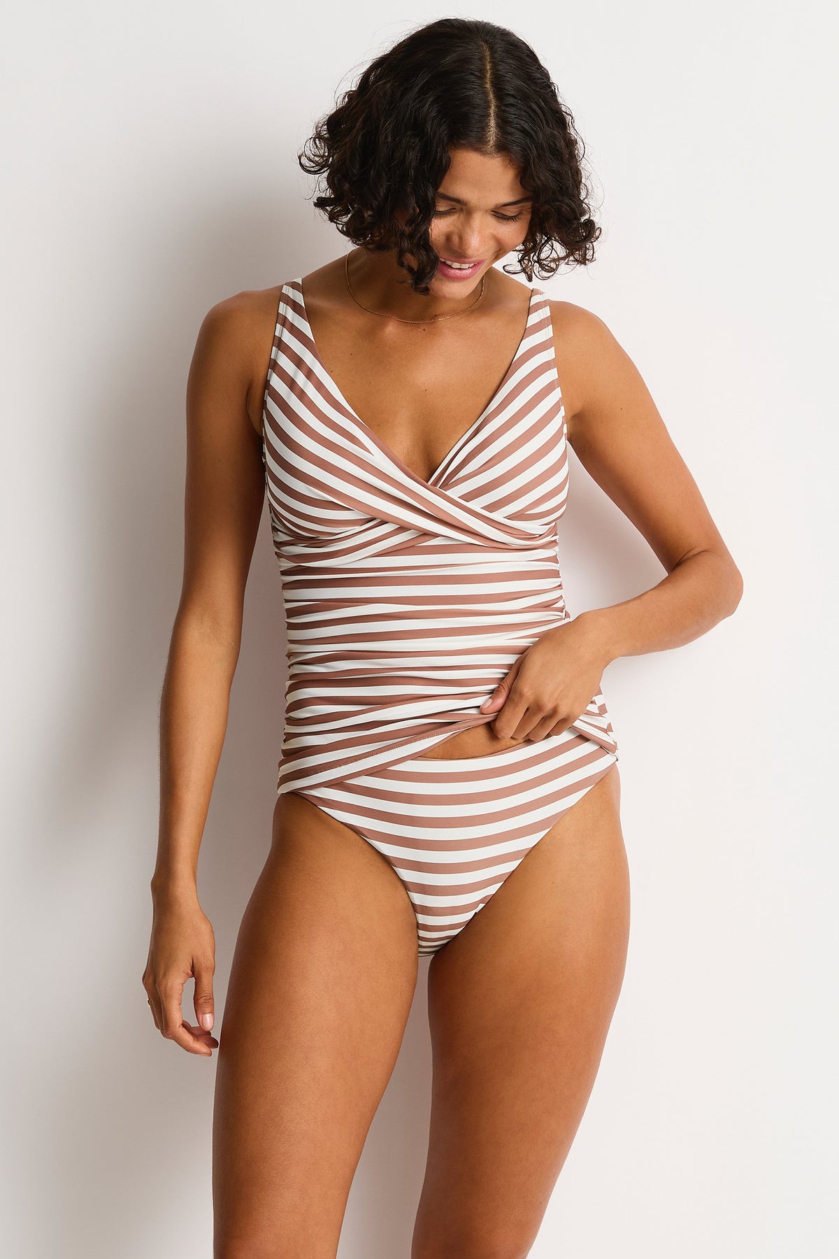 SEA LEVEL CROSS FRONT MULTIFIT SINGLET TOP + MID PANT SET