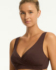 SEA LEVEL ESSENTIALS EDIT CROSS FRONT MULTIFIT BRA + MID PANT SET