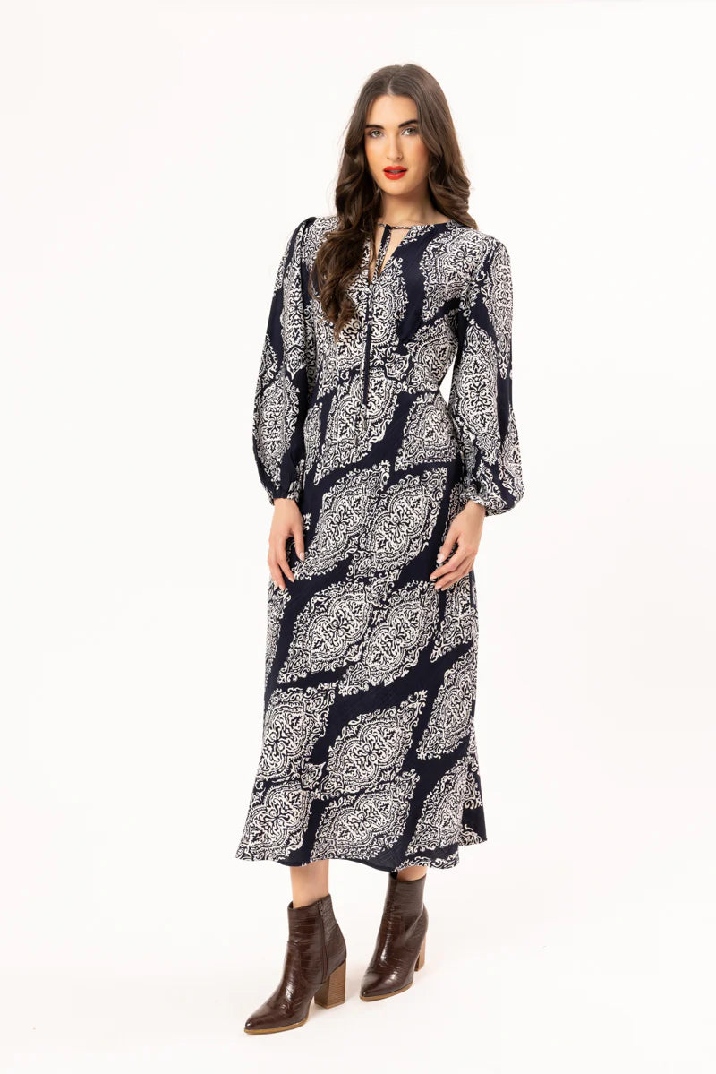 SEEKING LOLA ELEGANT DRESS - NAVY WHISPER