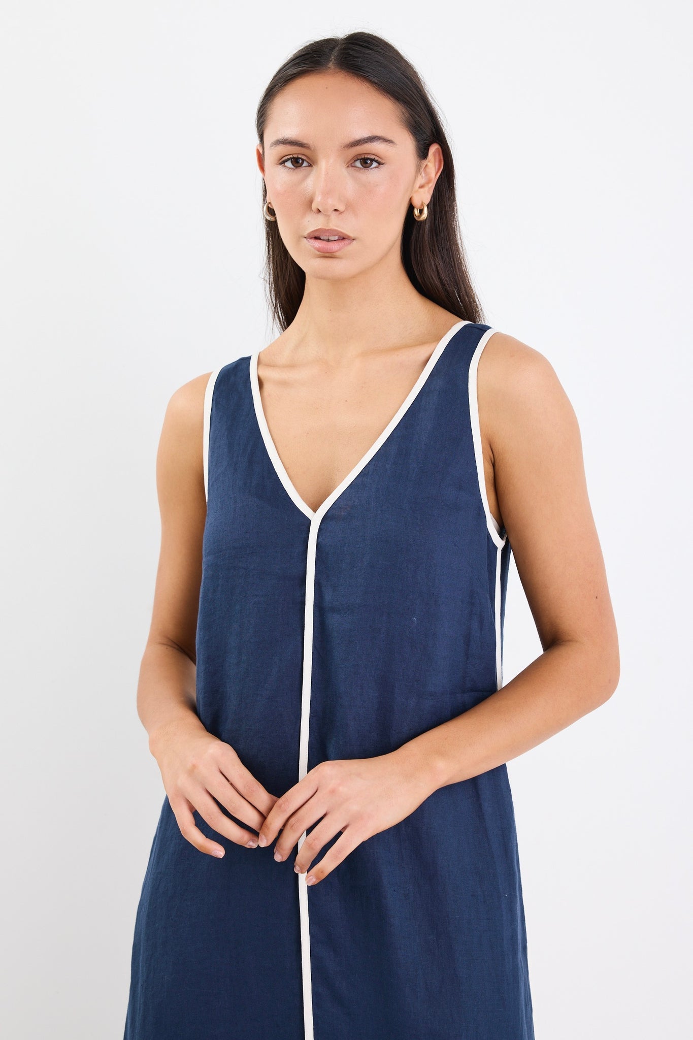 RE:UNION SIESTA NAVY LINEN CONTRAST SLEEVELSS MAXI DRESS