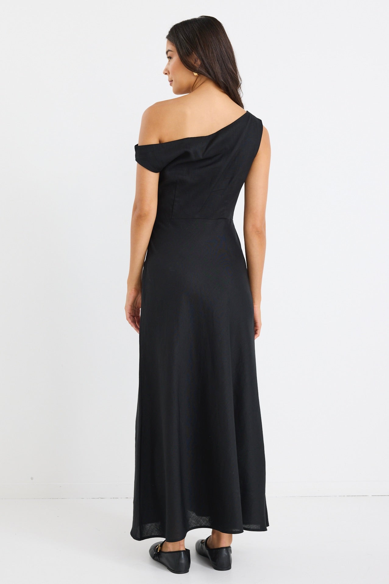 STORIES BE TOLD SPOTLIGHT LINEN BLEND OFF SHOULDER FLARE MIDI DRESS