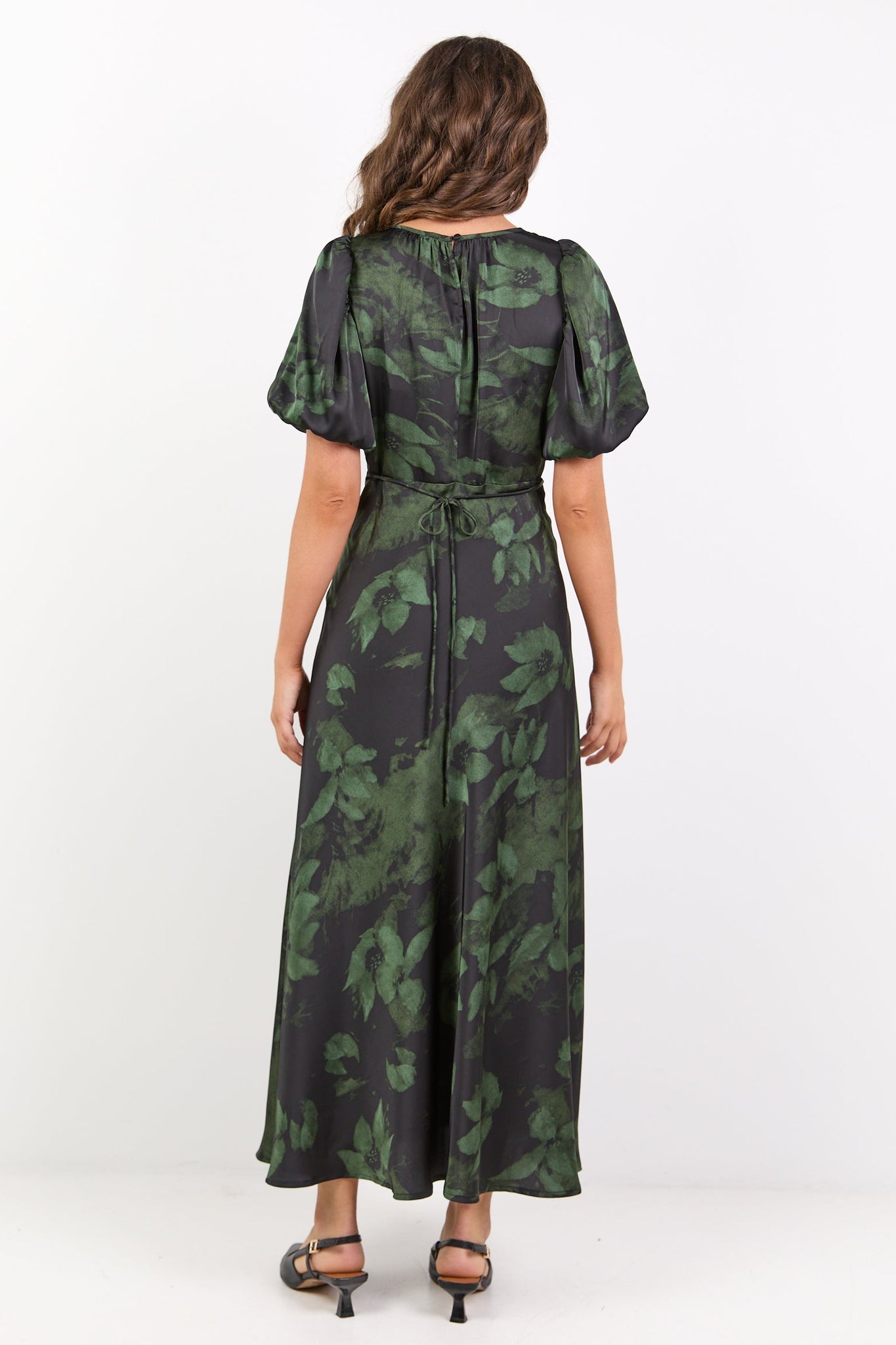 STORIES BE TOLD STAGE SATIN PUFF SLEEVE FLOATY MAXI DRESS