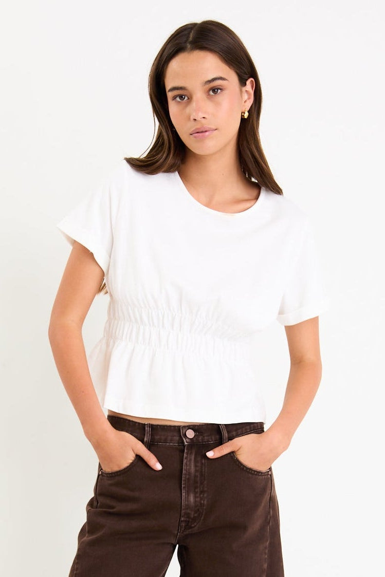 AMONG THE BRAVE SVELTE SHIRRED DETAIL SS TEE