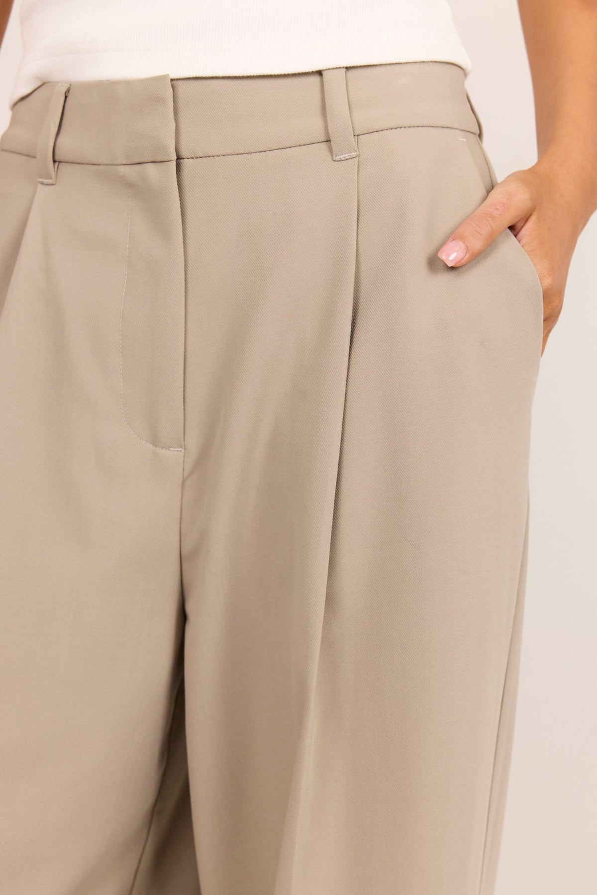 AMONG THE BRAVE CONQUERED RELAXED ADJUSTABLE WAIST WIDE LEG PANTS