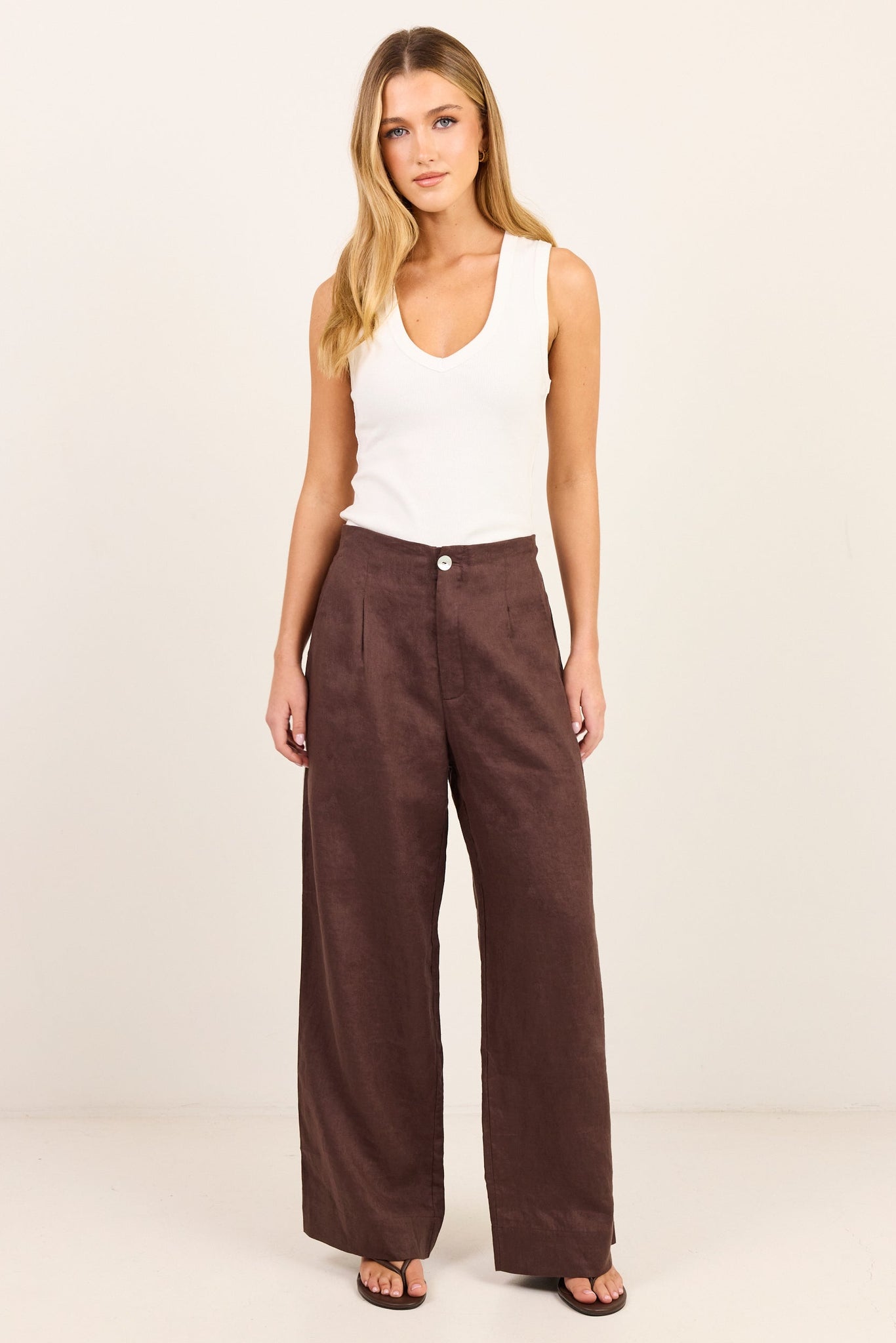 RE:UNION CURATOR LINEN PLEAT FRONT WIDE LEG PANTS