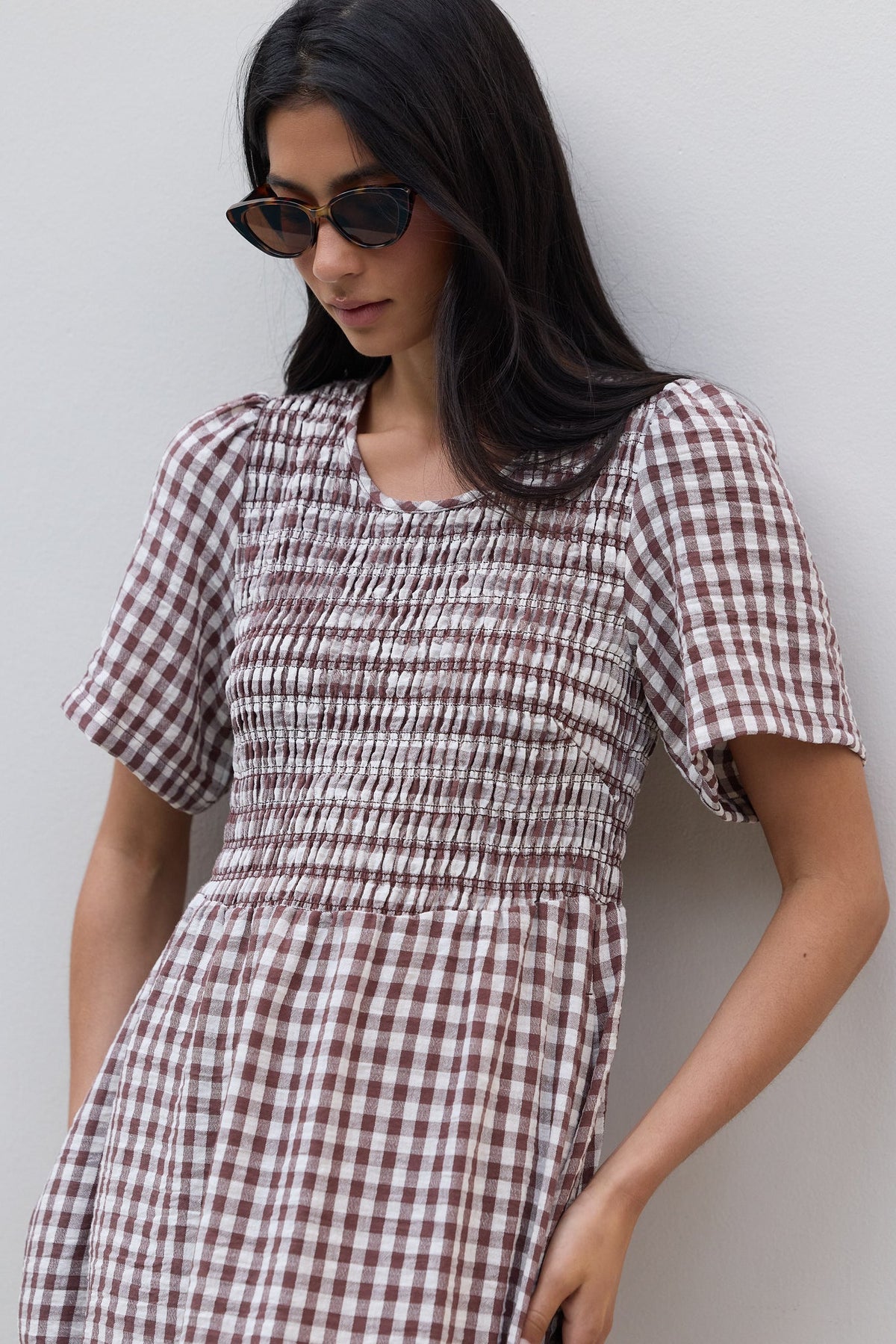 AMONG THE BRAVE WREN GINGHAM SS SHIRRED BODICE MIDI DRESS