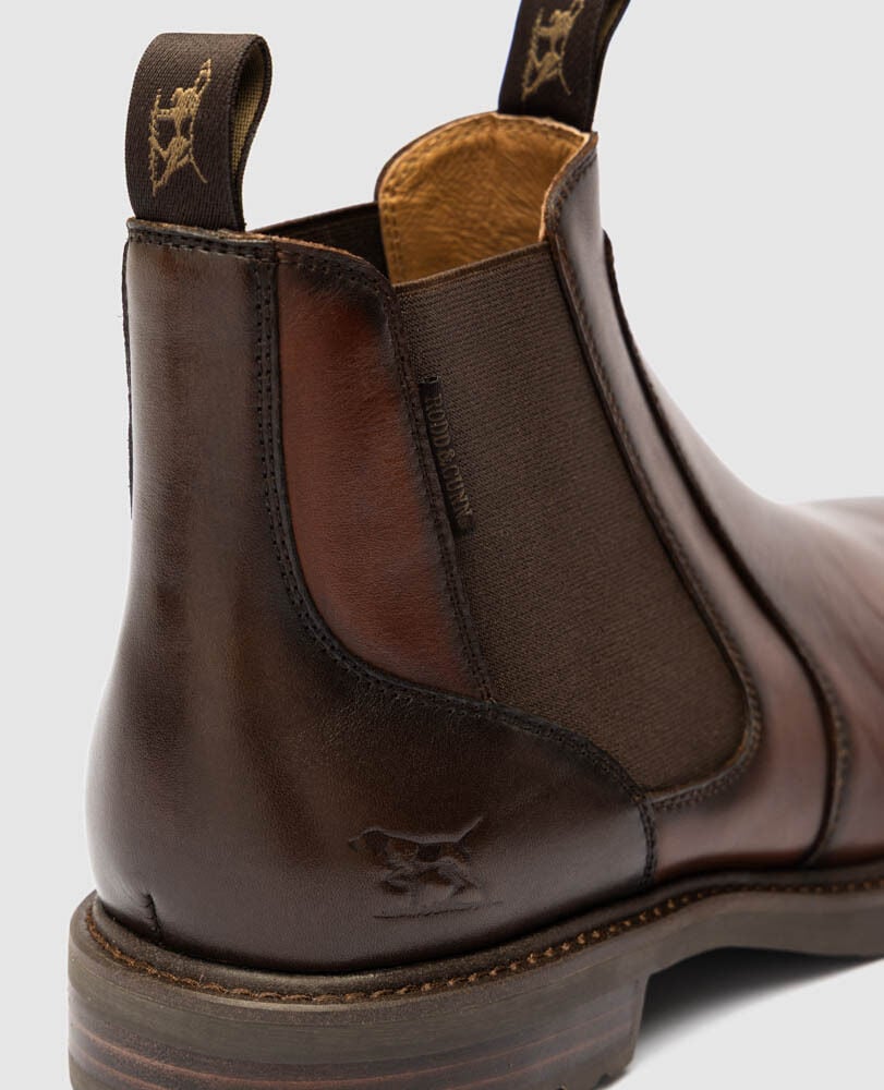 RODD &amp; GUNN BROOKLYN CHELSEA BOOT