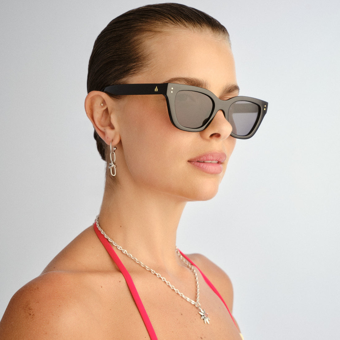 AIRE NIGHTGLOW SUNGLASSES BLACK