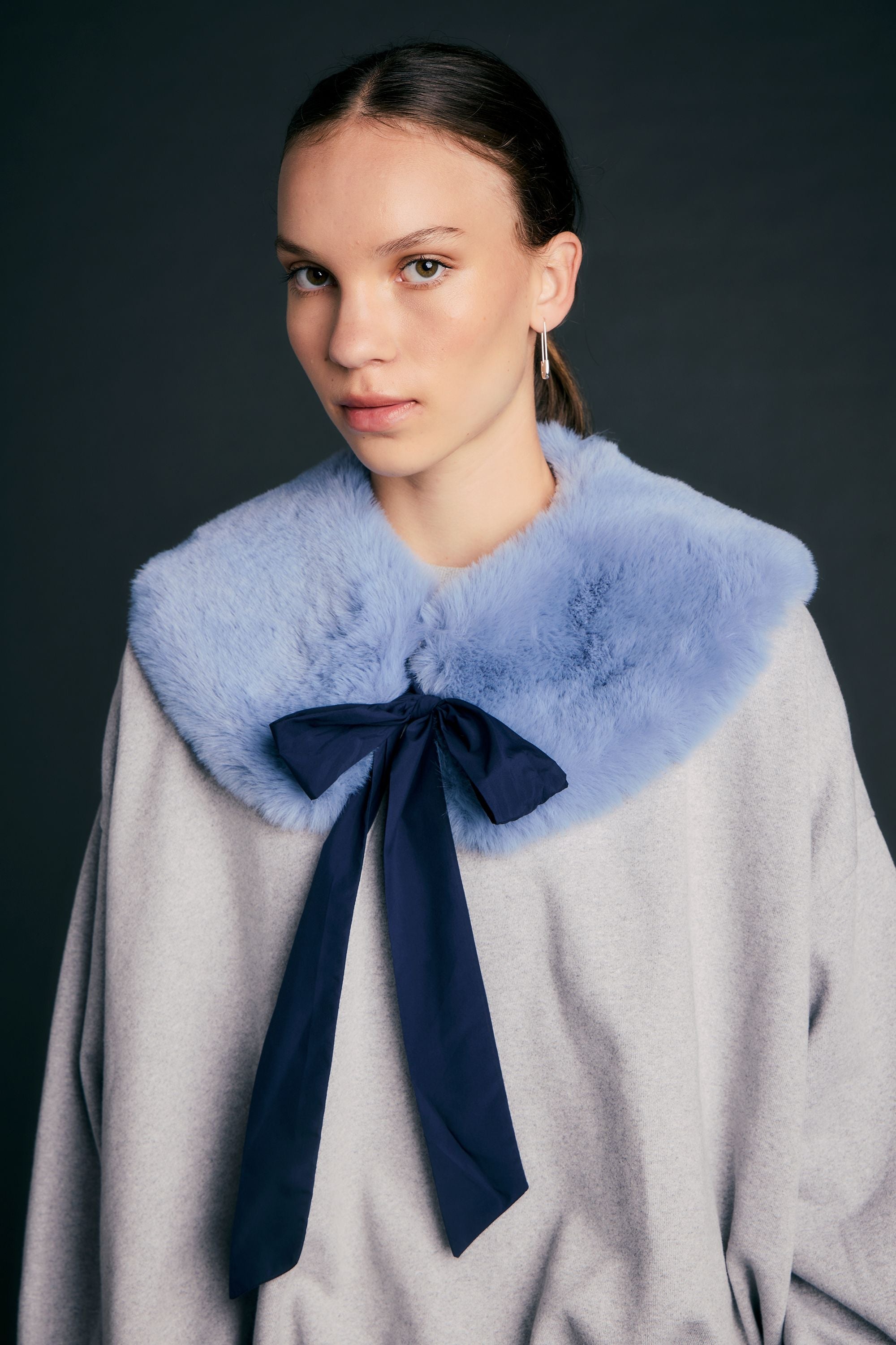 KAREN WALKER RUNAWAY COLLAR