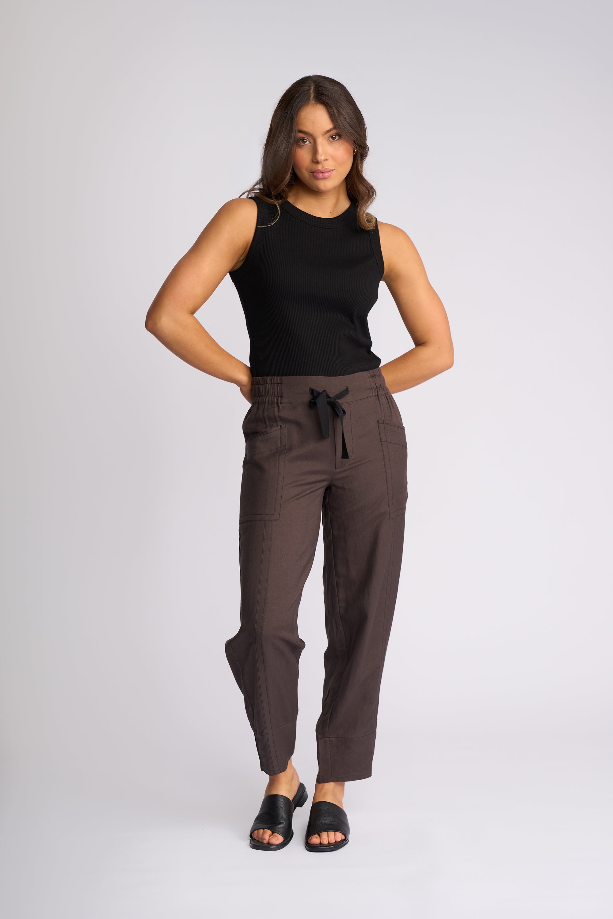 KNEWE DEW BARREL LEG ANKLE GRAZER PANT
