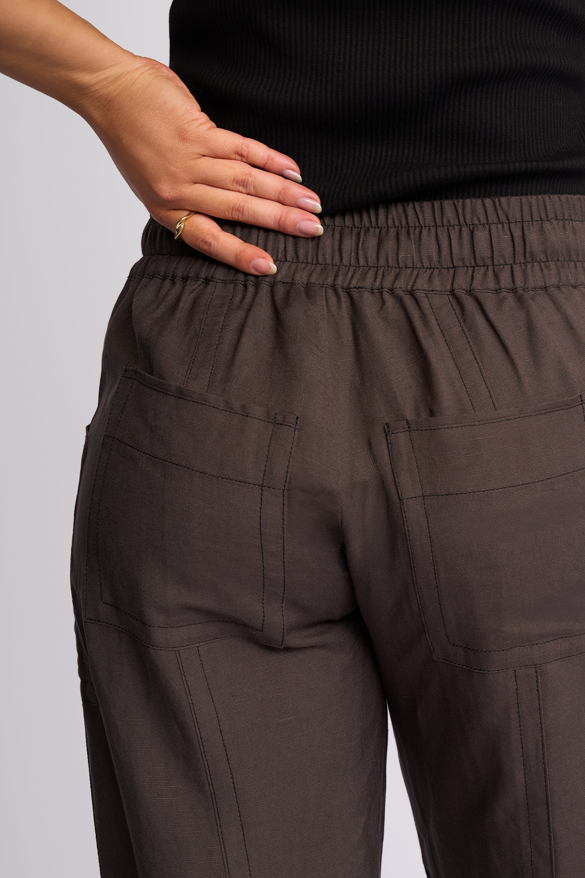 KNEWE DEW BARREL LEG ANKLE GRAZER PANT