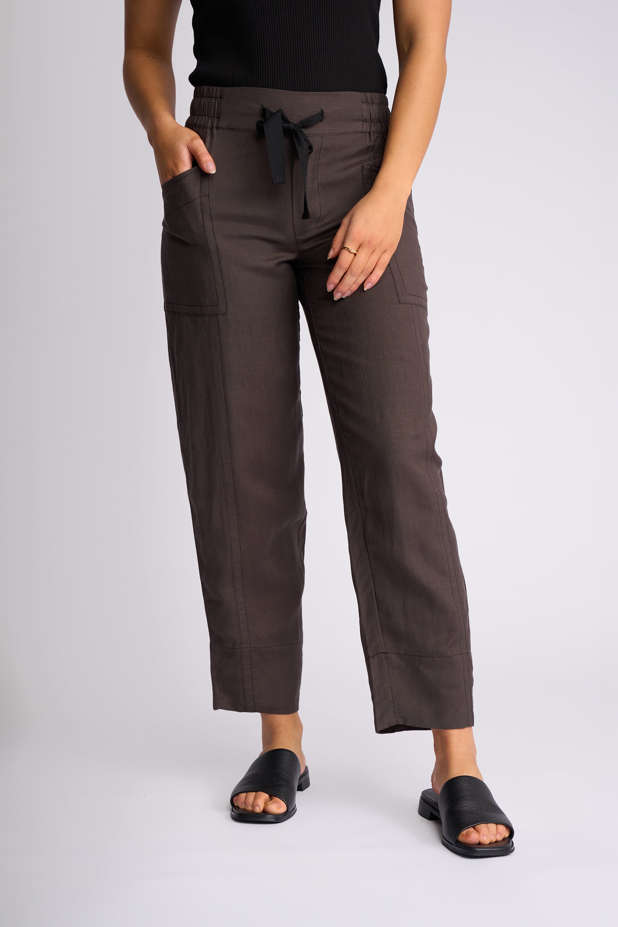 KNEWE DEW BARREL LEG ANKLE GRAZER PANT