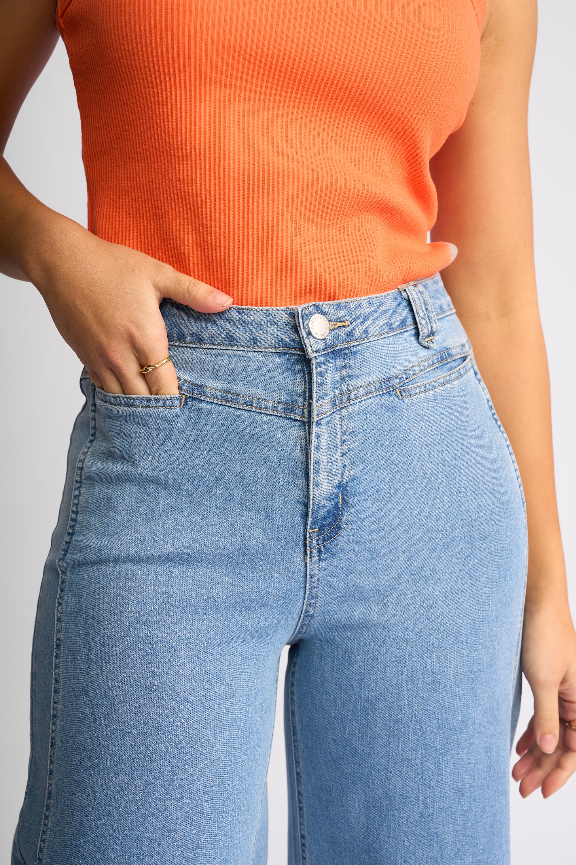KNEWE INDEX WIDE LEG ANKLE GRAZER JEAN
