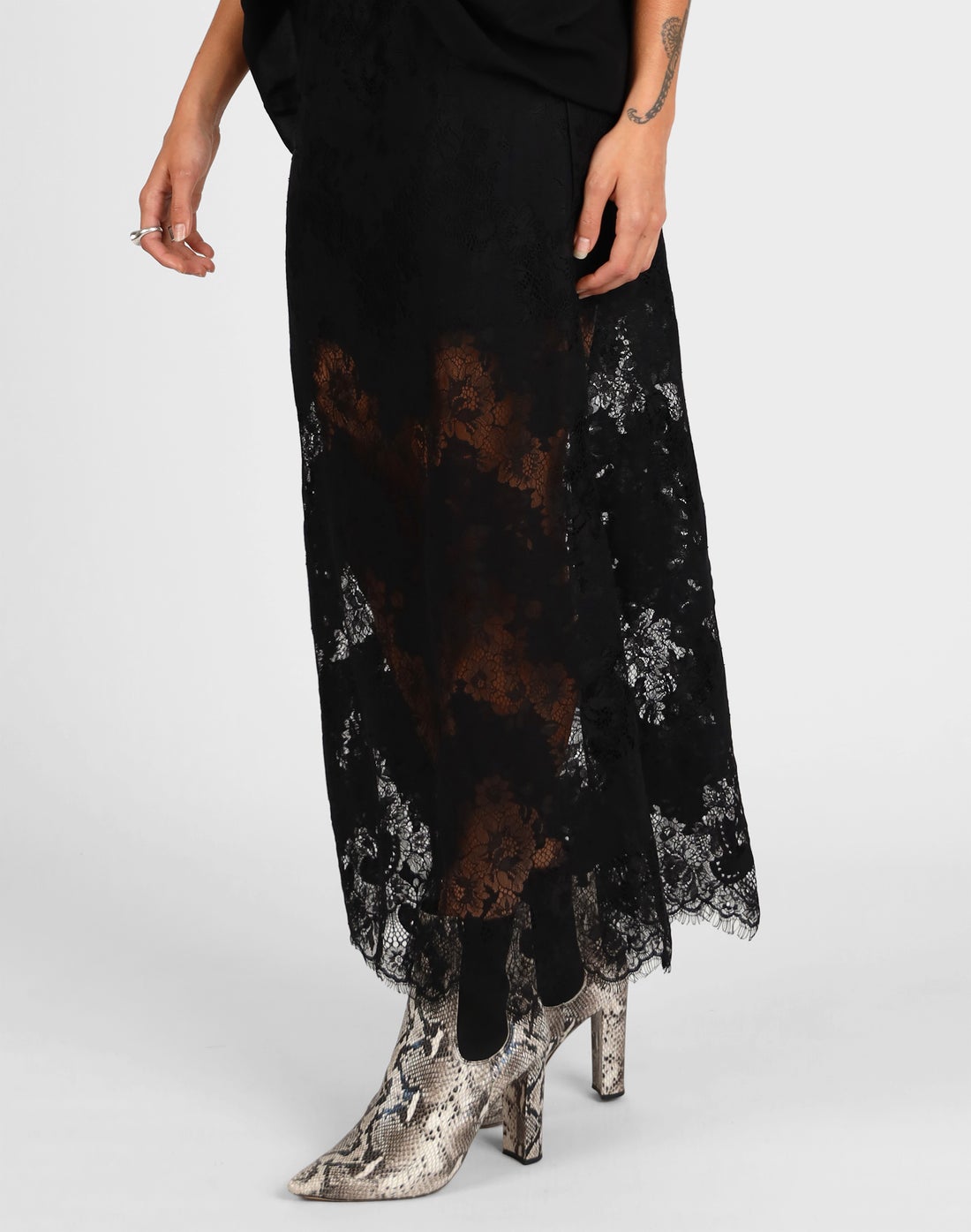 STORM LACE MIDI SKIRT