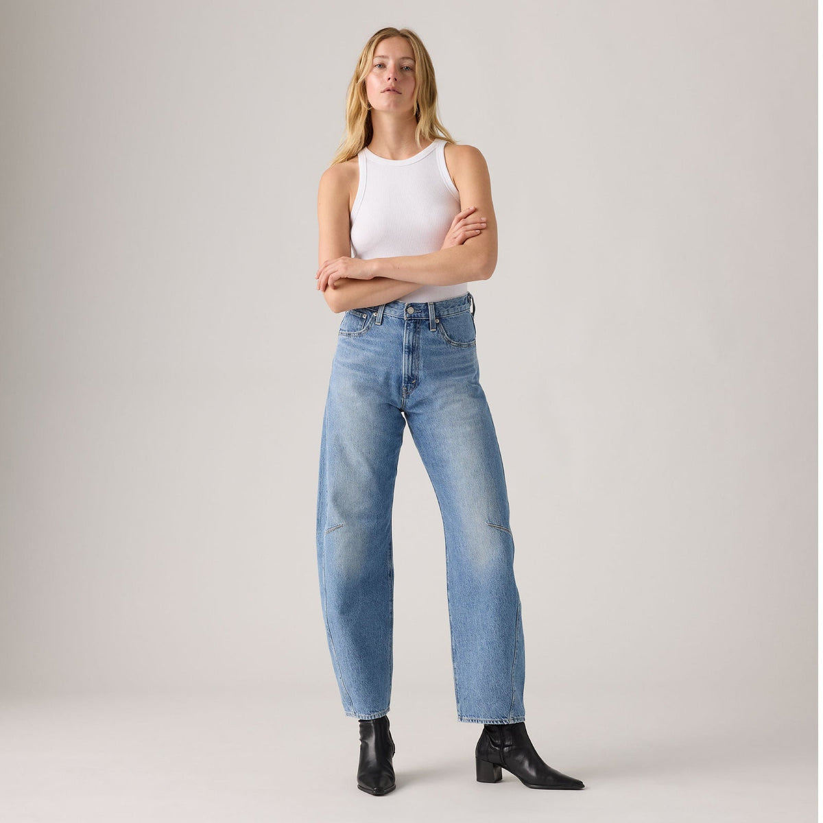 LEVIS CINCH BARREL JEANS - LET LOVE IN